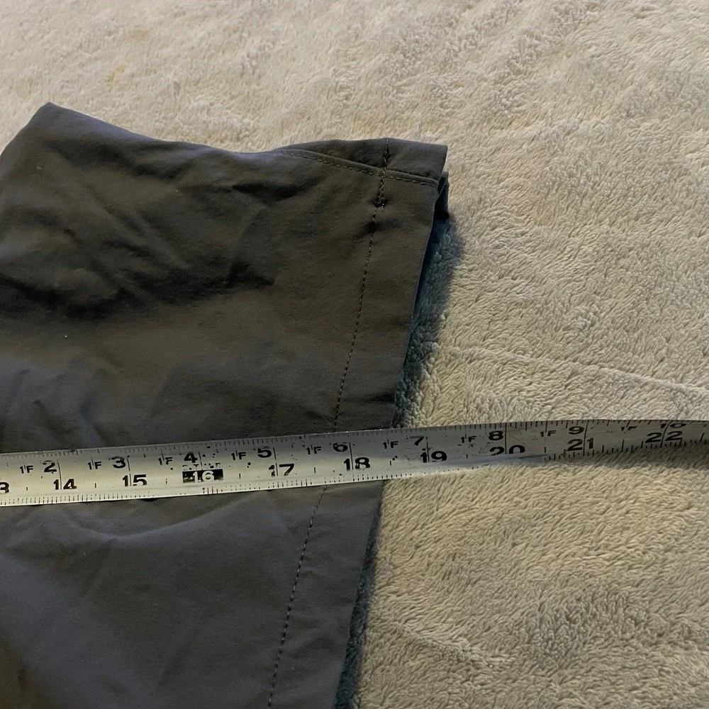 Ascend Shorts Men 32 Gray Hiking Nylon Stretch Outdoor Cargo Performance Fishing